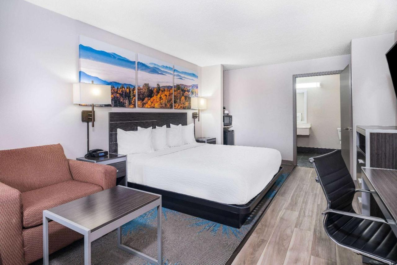 Days Inn By Wyndham Hamilton Buitenkant foto