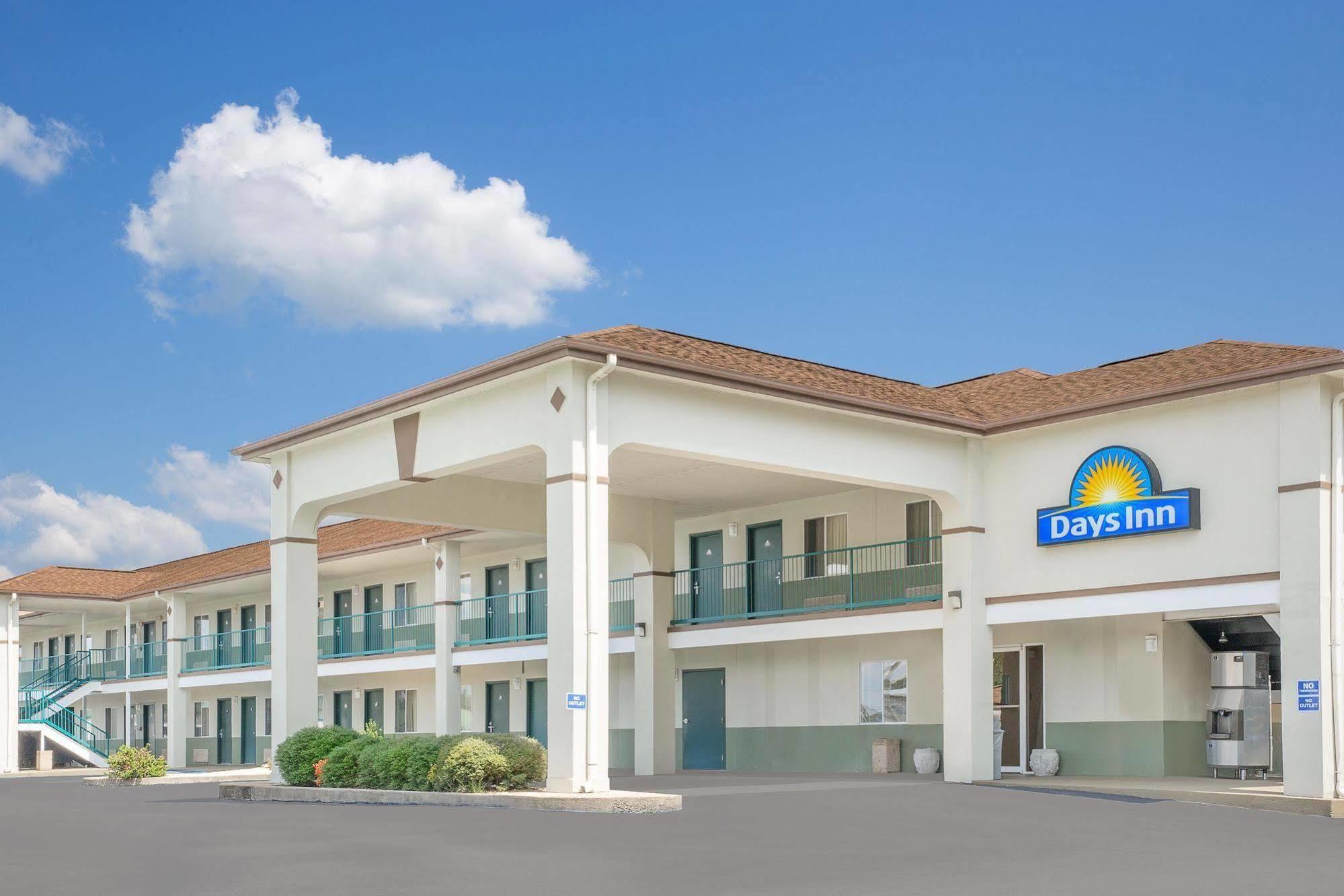 Days Inn By Wyndham Hamilton Buitenkant foto